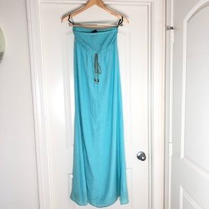 2b Bebe turquoise maxi dress 👗